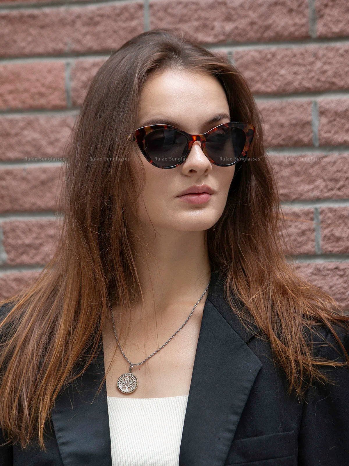 Ruiao fashion sunglasses cat eye shapes women uv 400 men luxury brand designer high quality letter sun glasses girl eyewear