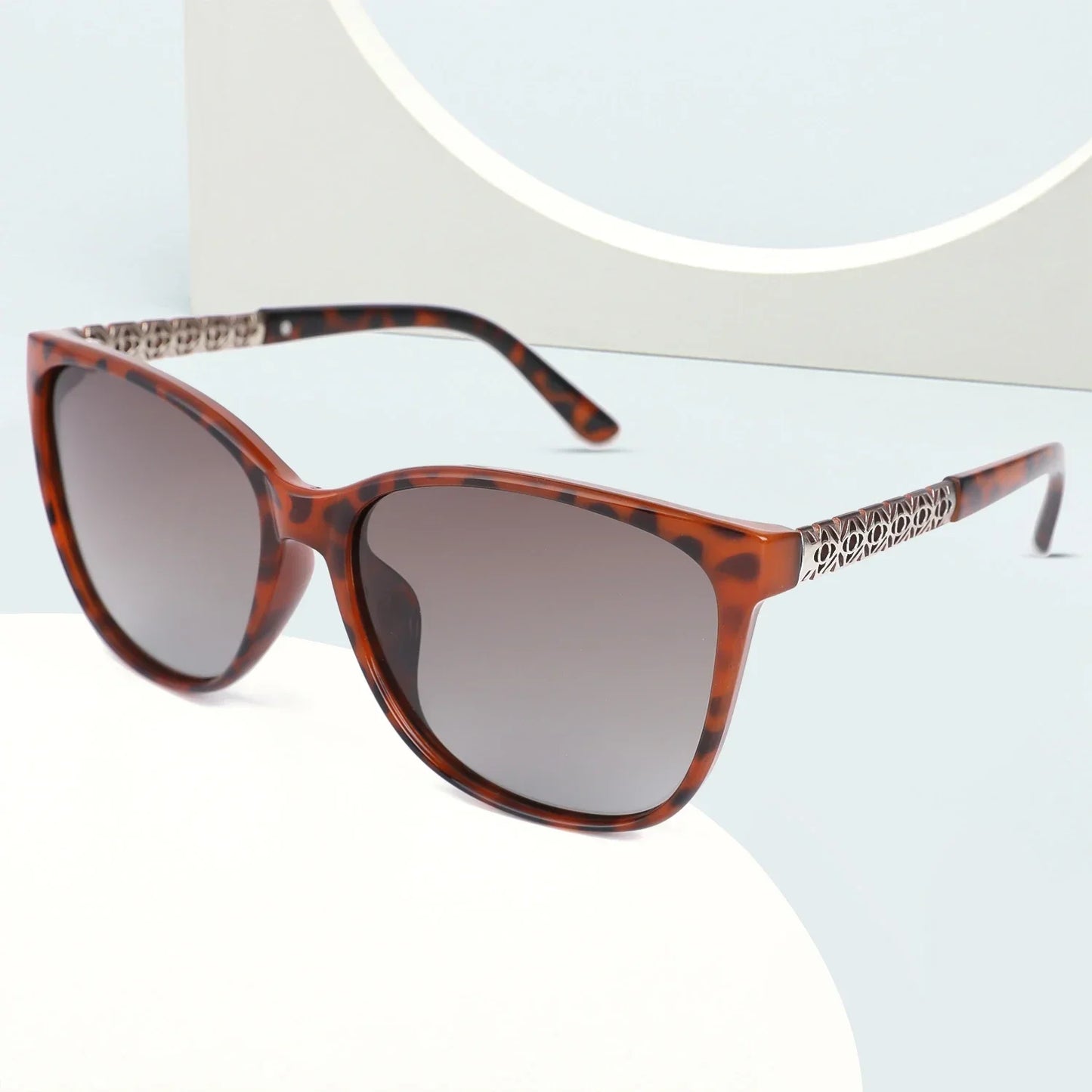 Polarized Women Fashion