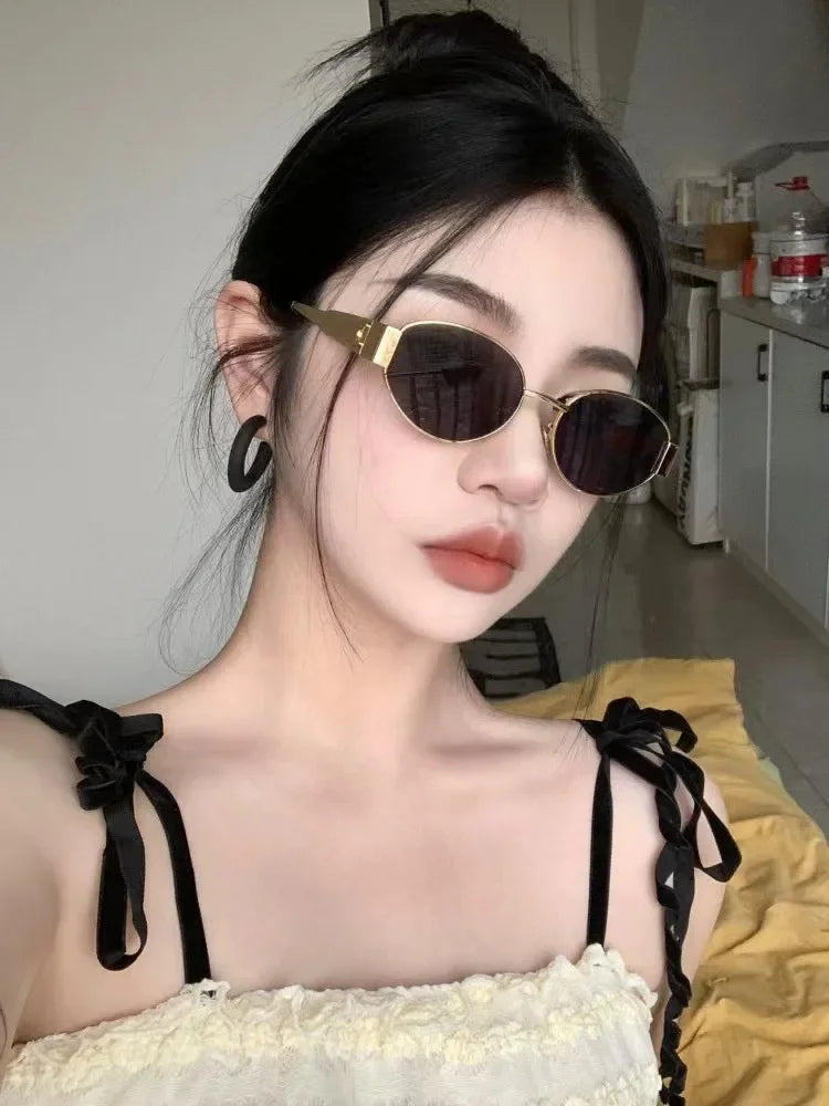 Luxury Metal Oval Sunglasses for Men Women Classic Vintage Driving Sunscreen Glasses Outdoor Unisex Sunglasses Shades UV400