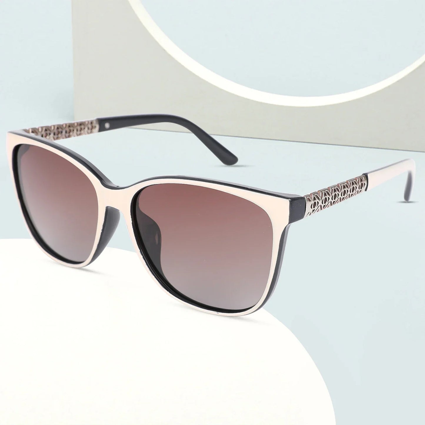 Polarized Women Fashion