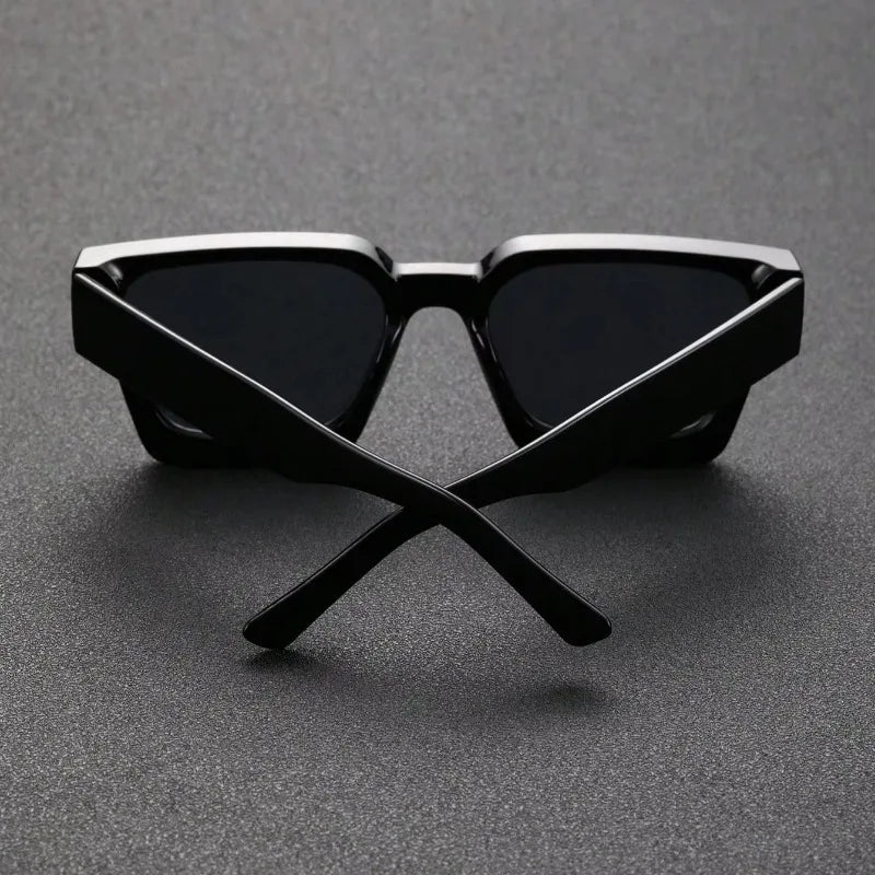 Sunglasses For Street Photography And Beach
