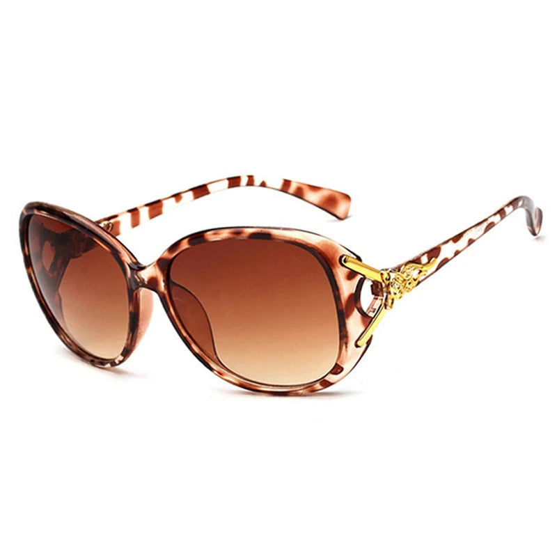 Sunglasses Women UV Blocking Textured Sunglasses Gradient Black Outdoor Sunglasses Oculos Sol Feminino