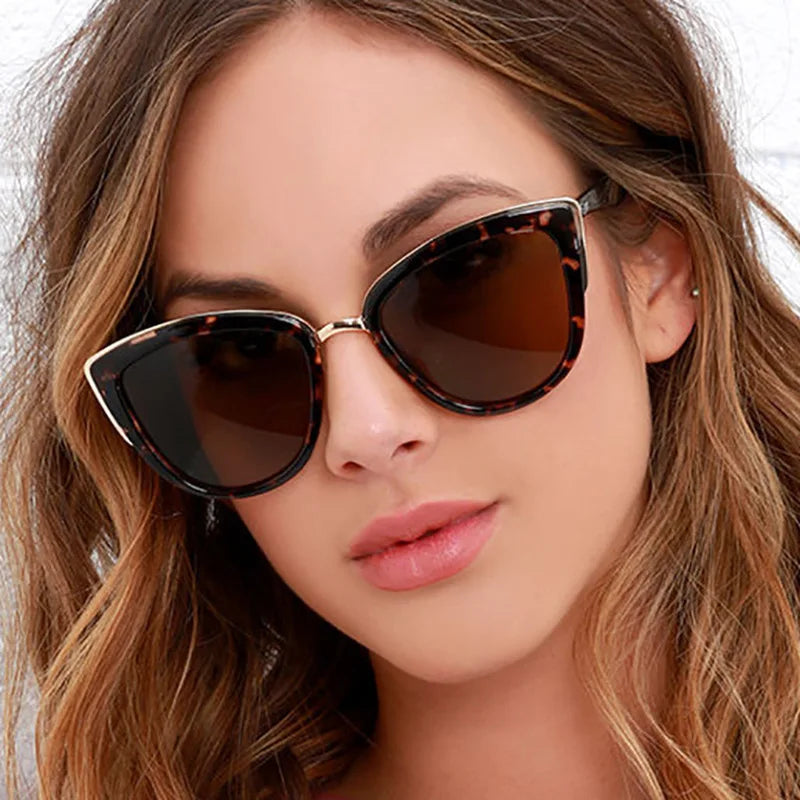 Cat  Polarized